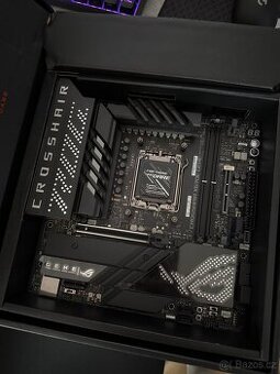 Základní deska ASUS ROG CROSSHAIR X670E GENE
