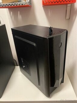 Starší herní PC na FHD (GPU8Gb/16GbDDR4/650wzdroj/Xeon)