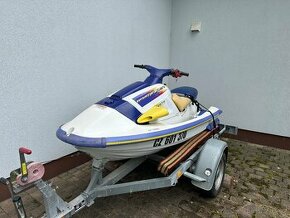 Vodní skůtr Yamaha Wave Raider RA700AT + přívěs