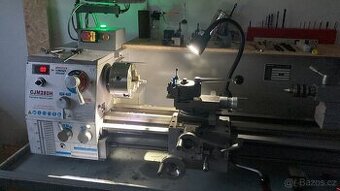 Soustruh CJM280H/750