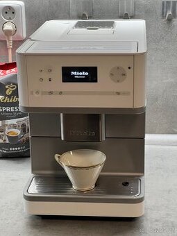 Miele CM6100.