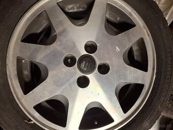 Prodám kola 15 Fiat,Lancia