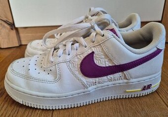 Tenisky Nike Air Force 1 - vel. 37,5