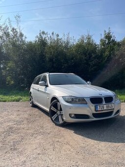 BMW E91 320d xDrive 135kW—poslední rok výroby 2012, manuál,