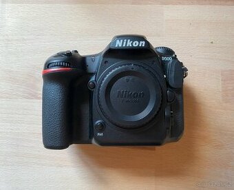 Nikon D500