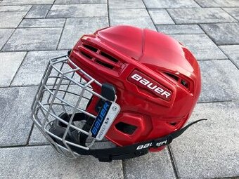 Hokejová mládežnická helma BAUER s mřížkou – TOP stav
