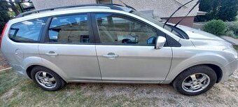 Ford Focus 1.6TDCi 80kW, RV 2010, Kombi, Alu, Klima