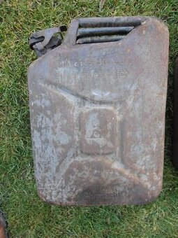 Kanistry Wermacht Kraftston 20 l, Feuergrfahrlich 1942, WS 3
