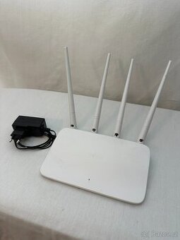 Wi-Fi router Tenda – 4 antény, plně funkční