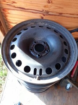 plechové disky 7J x 17, rozteč 5x108