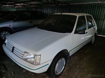 Peugeot 205  1.4 i  Grünline