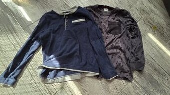 Dvě trika s dlouhým rukávem