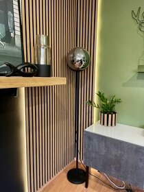 Dieter Knoll STOJACÍ SVÍTIDLO