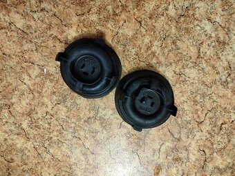 Těsnění z Nissan sunny b12