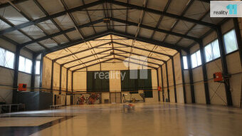 prodej skladové haly 1044m2 v Ostravě - 1