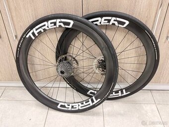 🚴‍♂️ Zapletená silniční kola THREAD – DT Swiss 240, karbon