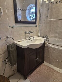 Koupelnový nábytek