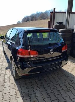 Volkswagen Golf 6 1.4 MPI 69tkm Černá metal