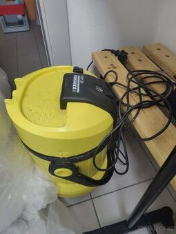 tepovač / vysavač na mokré čištění Kärcher SE 4001