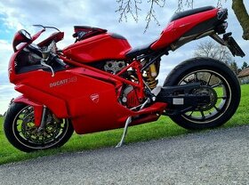 Zvažuji prodej Ducati 749