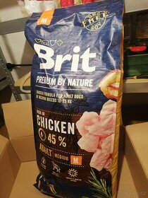 Granule Brit Premium by Nature Adult M 15 kg