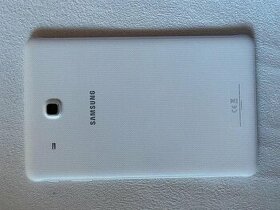 Samsung Galaxy Tab E 9.6
- 8GB + kryt (domluva na ceně) - 1