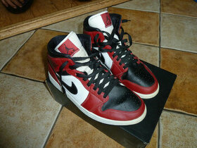 Nike Air Jordan 1 Mid Chicago, vel. 42,5 prodám - 1