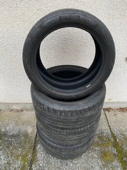 Letní pneu 285/40R21 Pirelli