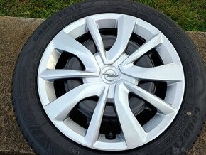 Opel Corsa F 195 55 16 Nové 4x108 celoročni