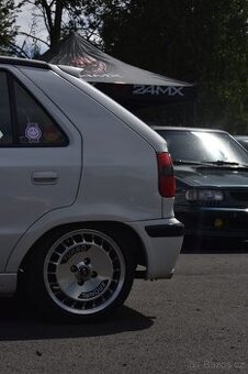 Alu kola Ronal turbo r15