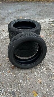 Zimní pneu NOKIAN TYRES SNOWPROOF 2 SUV 235 - 1