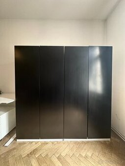 2x Šatní skříň IKEA PAX