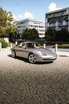 Porsche 911 Carrera 2 996