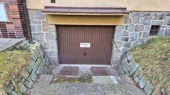 Prodám garáž 18 m²