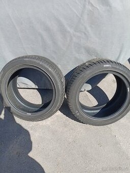 2x Pirelli sottozero 275/40 103V (Dot 3619) zimní