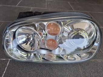 Golf IV - levý kompletni xenon