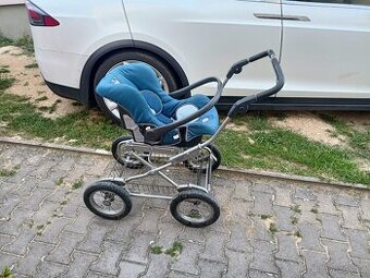 Kočárek s autosedackou