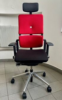 kancelářská židle Steelcase Please s podhlavníkem