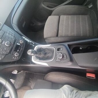 Prodám opel insignia 2.0 tdci 118kw