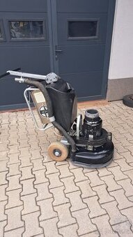Planetarní bruska na beton HTC 500,.2018 r.v.
