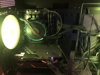 Herní stolní pc sestava +monitor, klávesnice, repráky