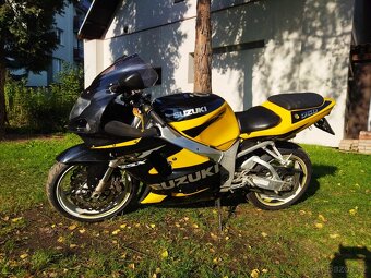 Suzuki GSX-R 750 K1