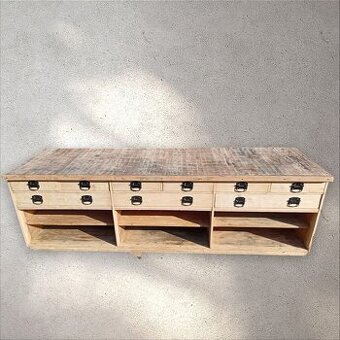 Starý celodřevěný stůl 3m