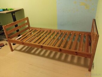 Prodám dětskou rámovou dřevěnou postel +matrace