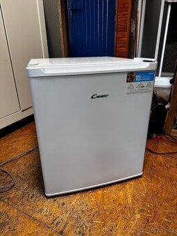 Malá, mini lednice Candy