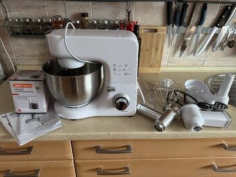 Kuchyňský robor DELIMANO ideál na vánoční pečení