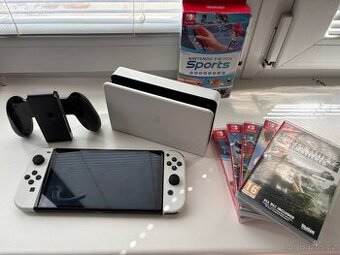 Nintendo Switch OLED, Hry, Controller, Dock