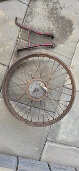 Jawa pařez přední kolo