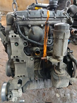 motor AUY VW Sharan 1.9tdi 85kw