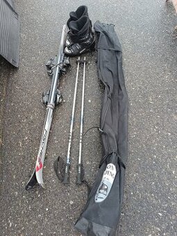 Lyžařský set - lyže, lyžáky, hůlky, vak na lyže